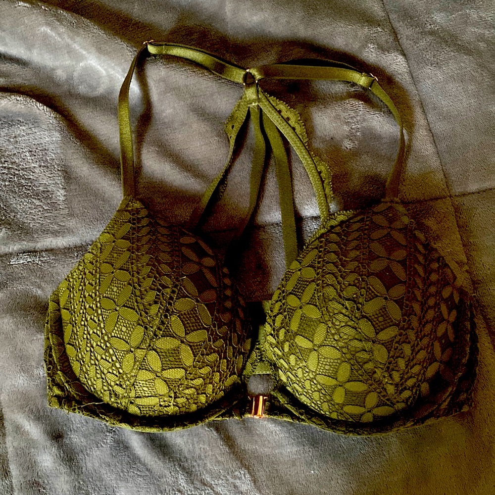 Brand New 32D, Victoria Secret, Sports bra
